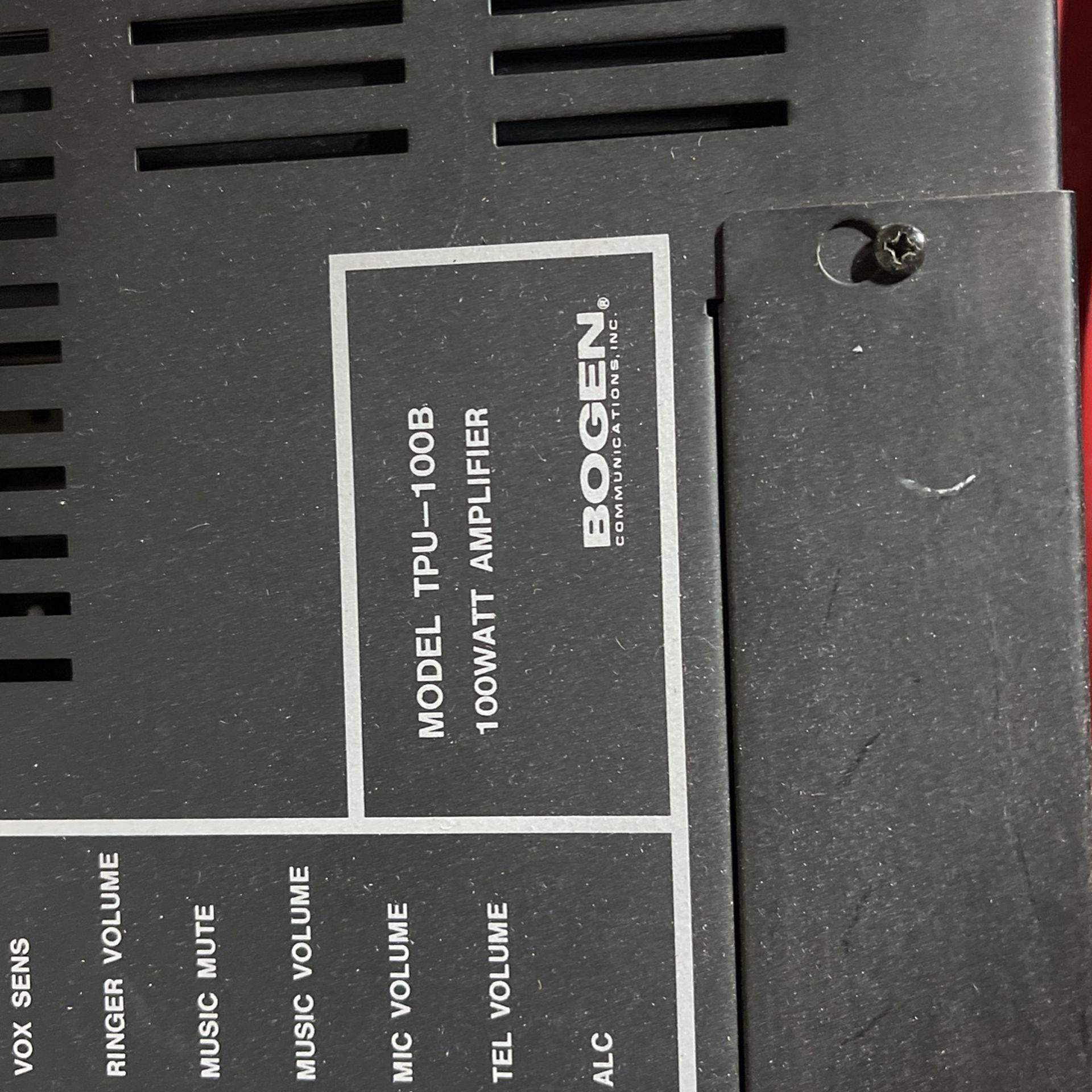 100 Watt Amplifier (retail Store/warehouse )