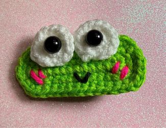 Frog Hair Clip 3
