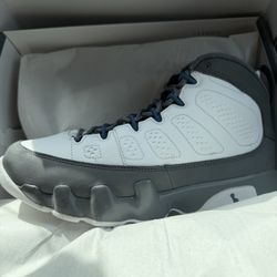Jordan’s 9 (flint)