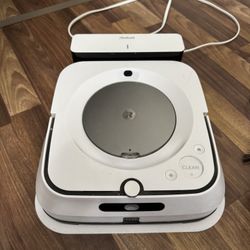 iRobot Braava Jet m6 Robot Mop & Vacuum Cleaner