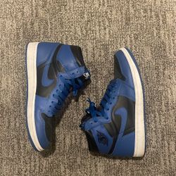 Air Jordan 1 Retro High OG 'Royal' 2017