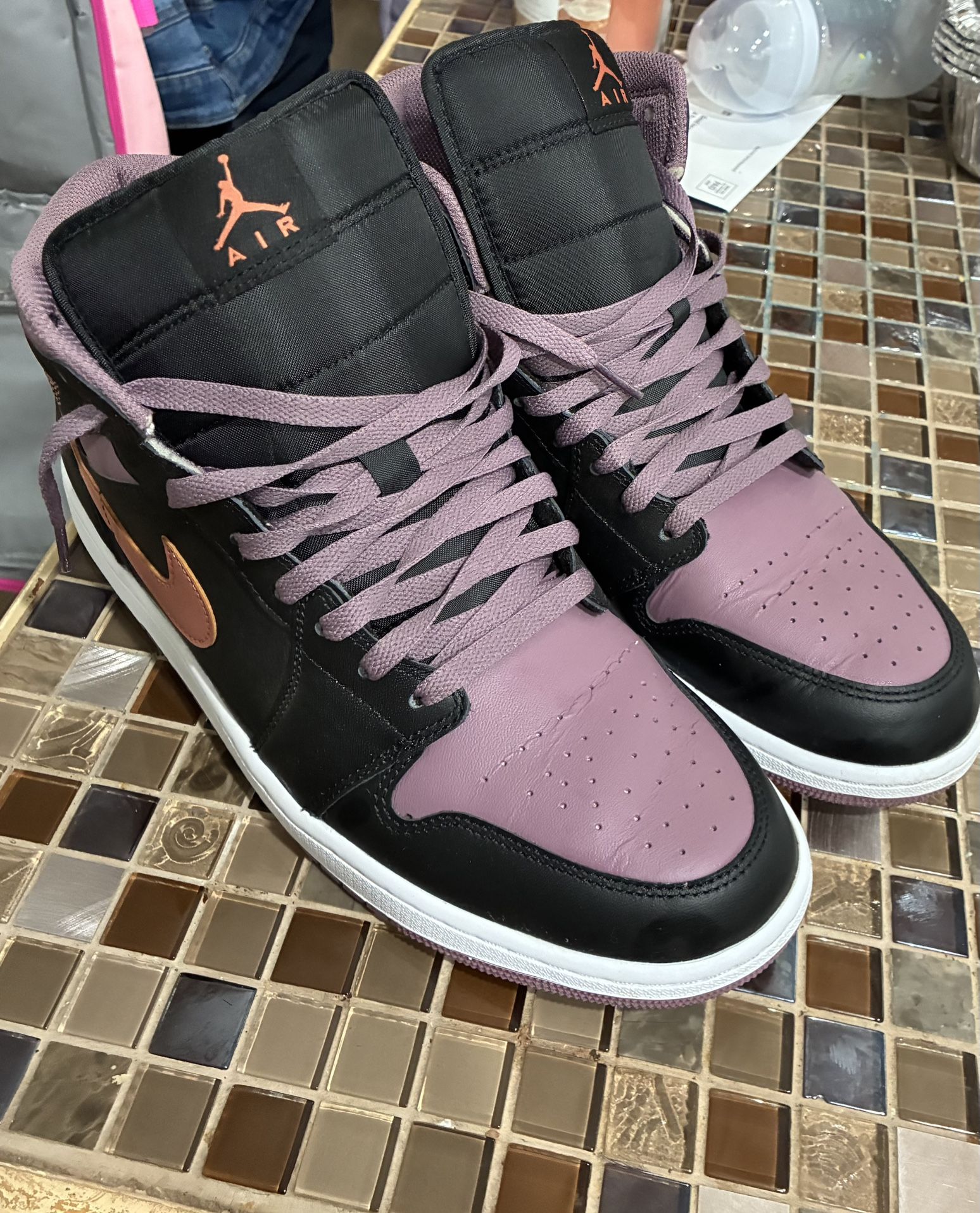 Air Jordan 1 Mauve Black Sky