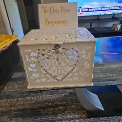 Wedding Card Box With Lock And Key. Has Lights Inside.