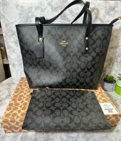 Tote coach bag