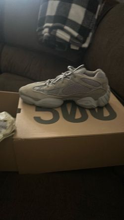 Yeezy 500 Grey