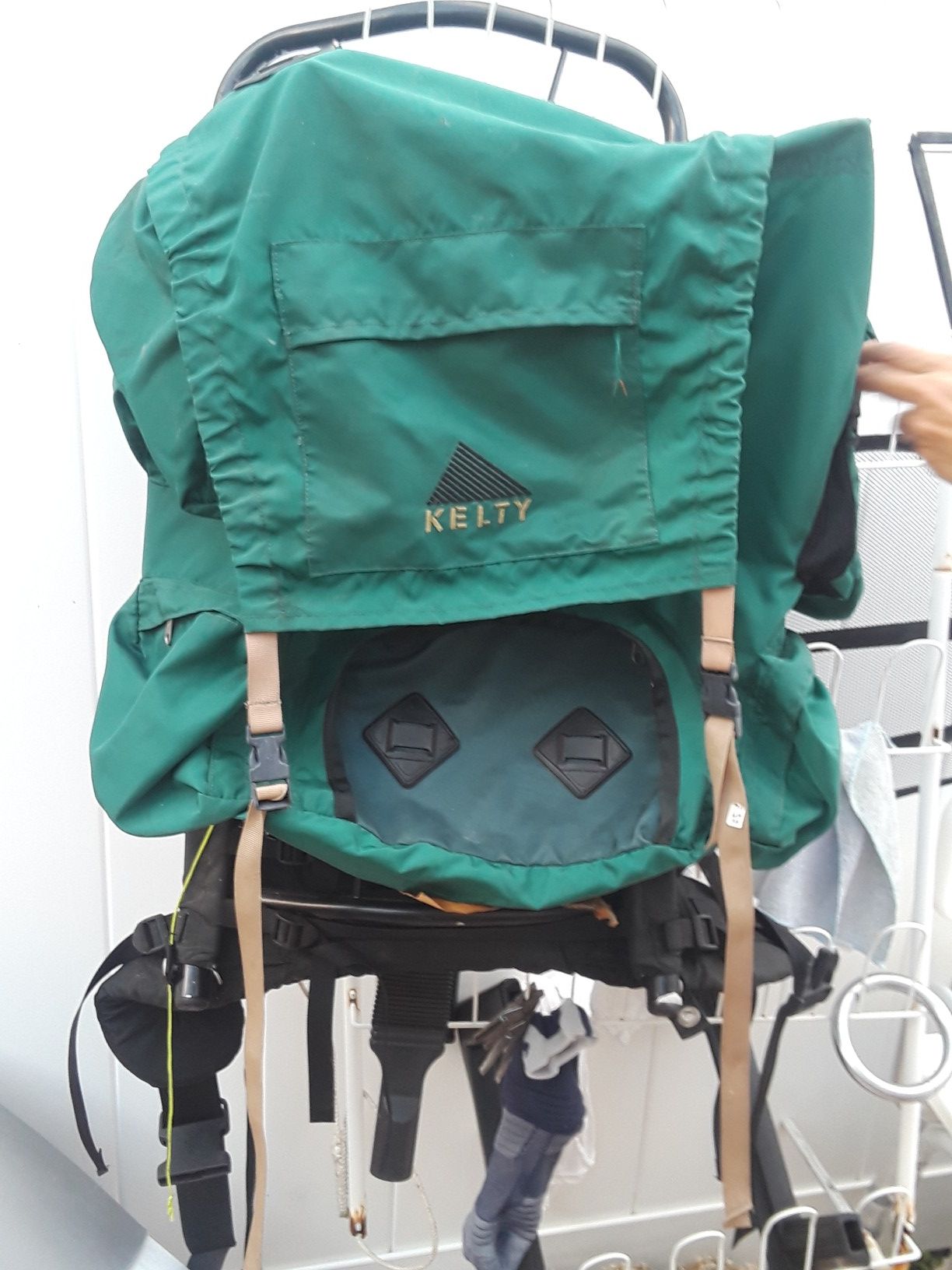 KELTY medium external frame backpack bag hiking camping