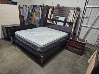 King bedroom set $460