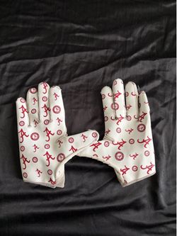 Alabama gloves
