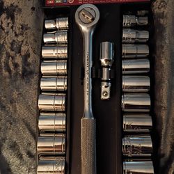 Husky Half Inch Ratchet Set