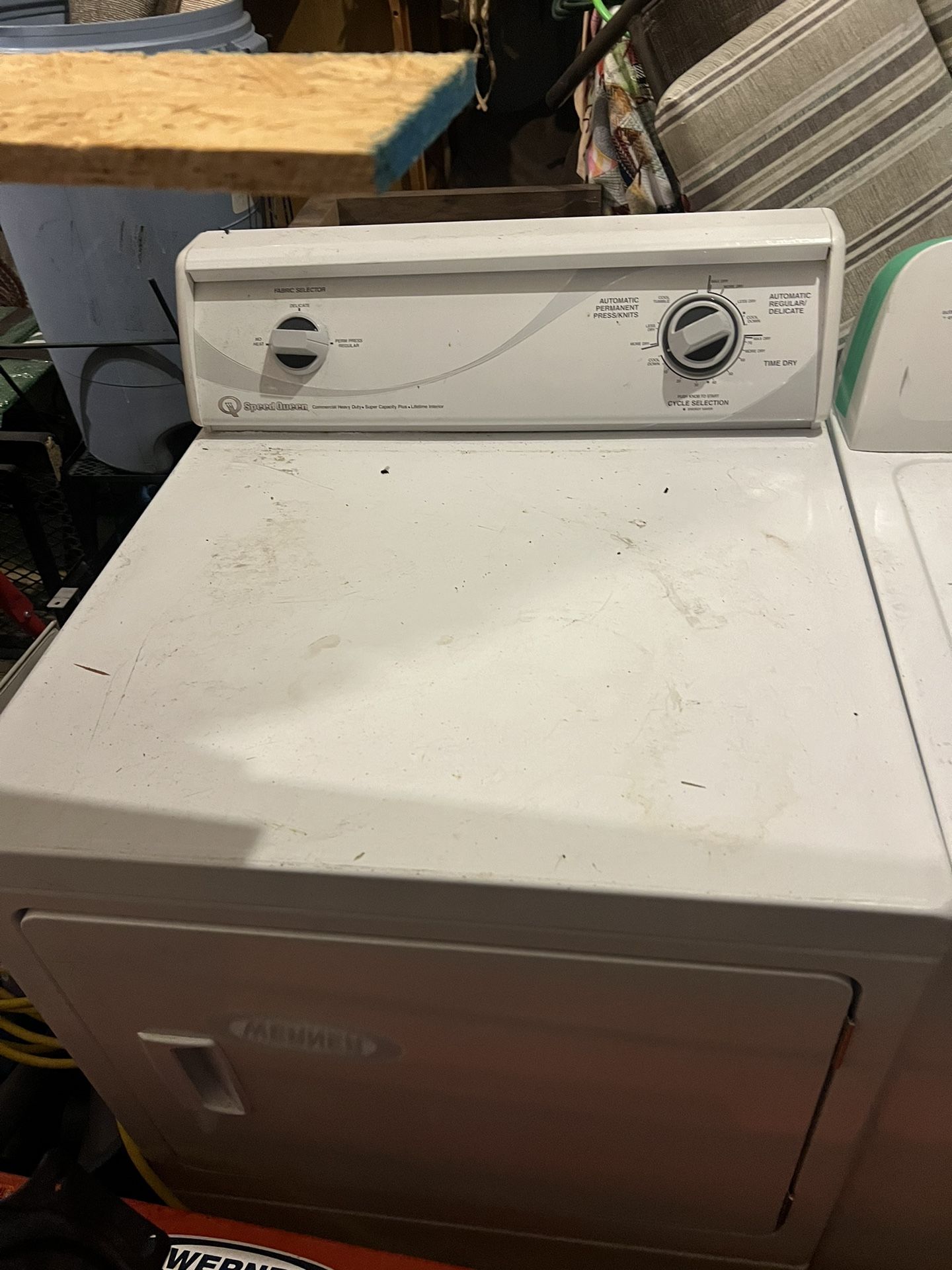 Electric Clothes Dryer