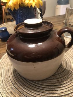 Vintage Bean Pot Made In USA 