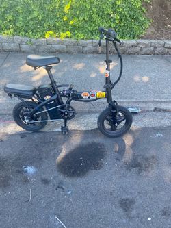 Foldable E bike with charger