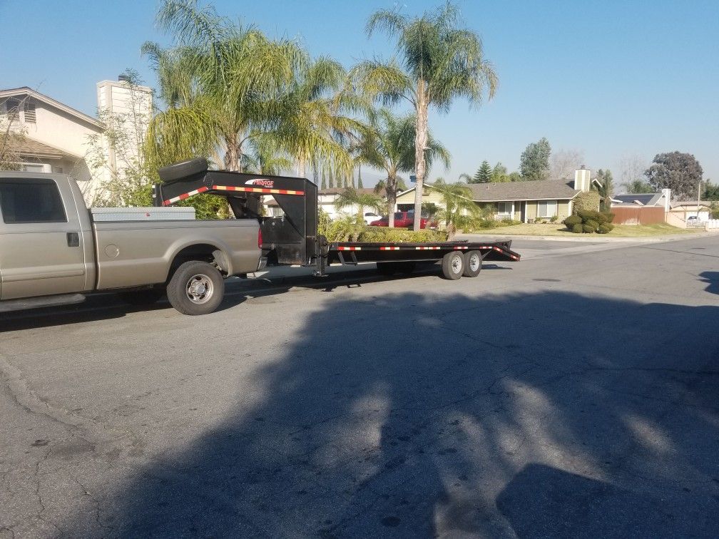 Mirage gooseneck with 12,000 winch