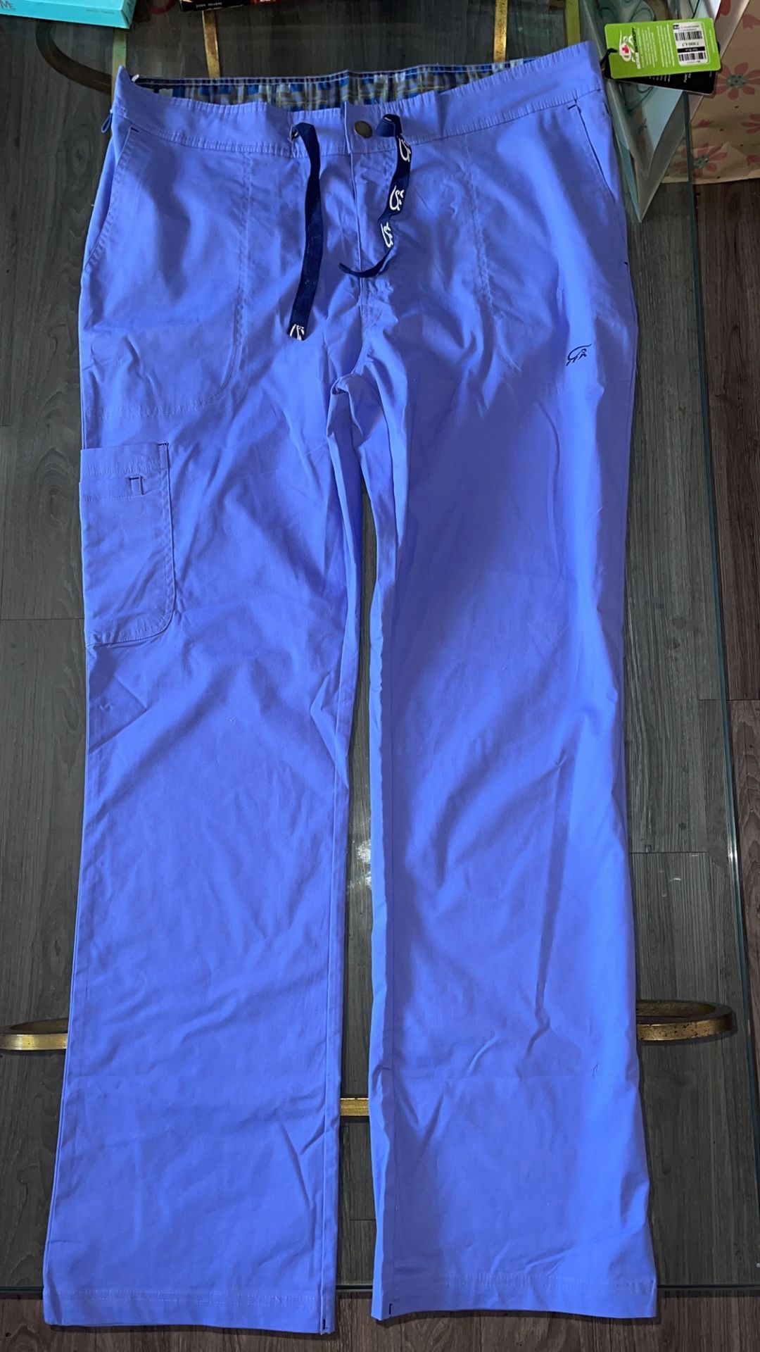 Iguanamed Men’s Scrub Pants L NWT