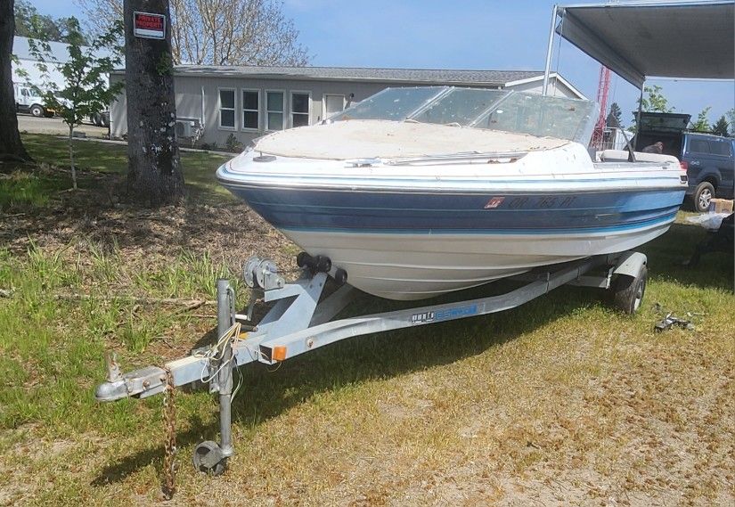 Bayliner Project Boat With Trailer