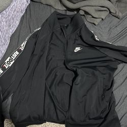 Nike Zip Up Jacket 