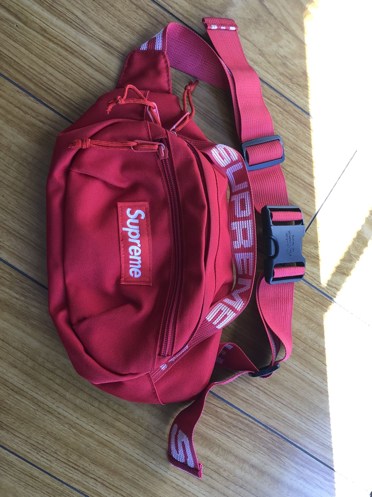 Supreme SS 18 Waist Bag