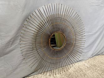 Modern Round Layered Sunburst Gold Painted Wall Mirror