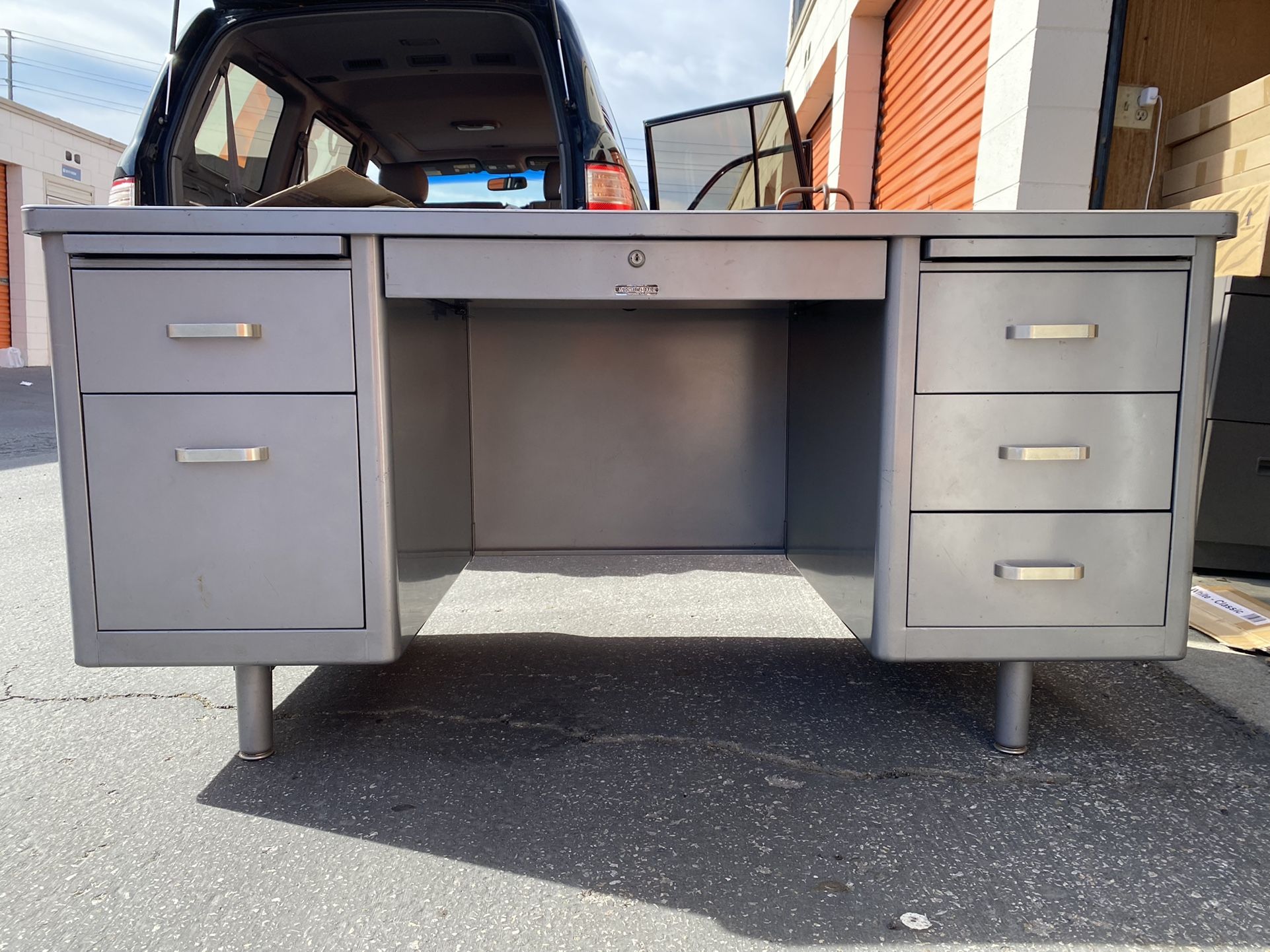 McDowell And Craig Vintage Metal Tanker Desk 