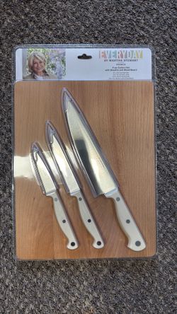 Knife and wood board set