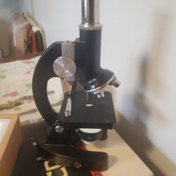 Microscope 