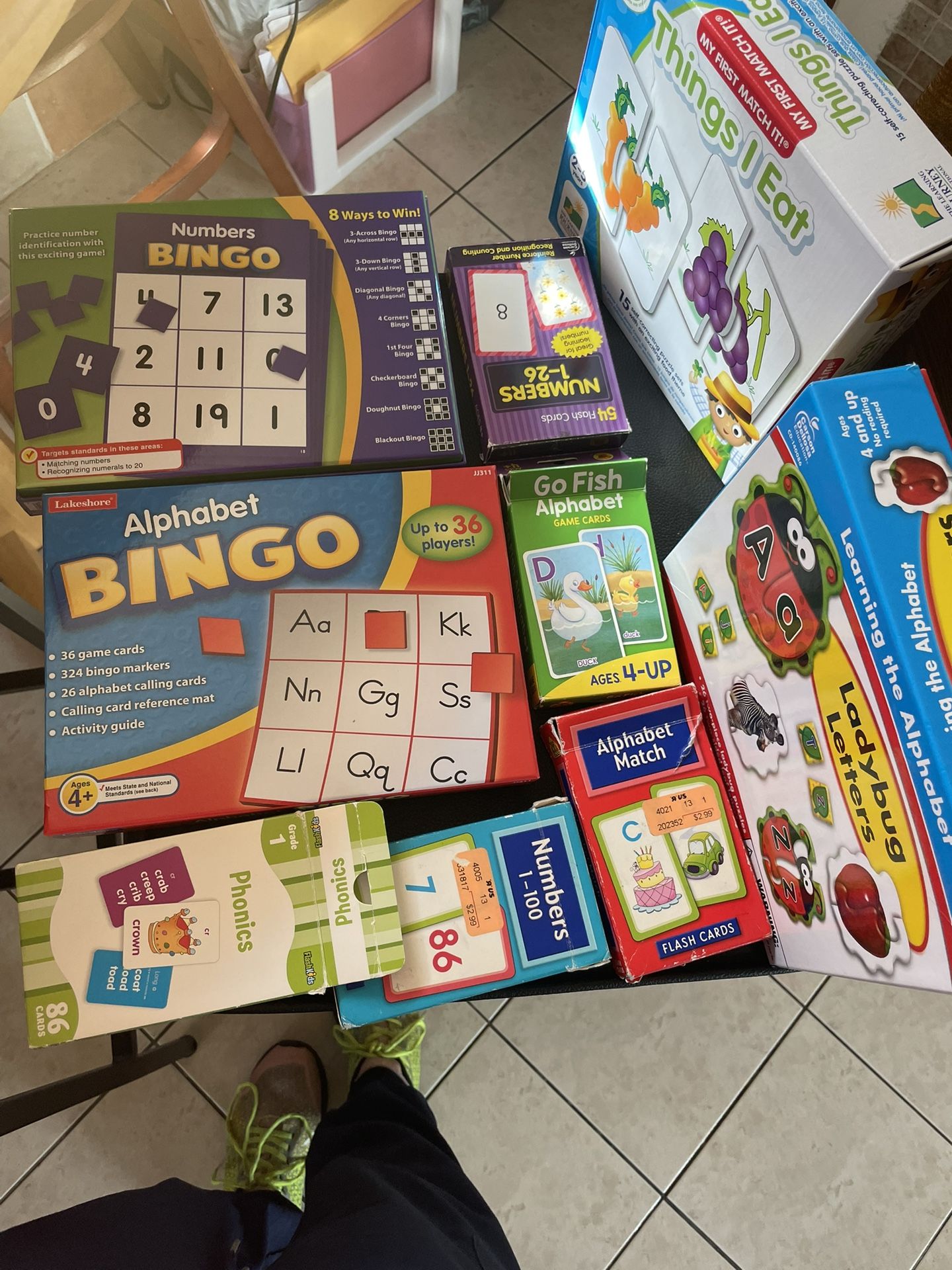 Puzzles and flashcards