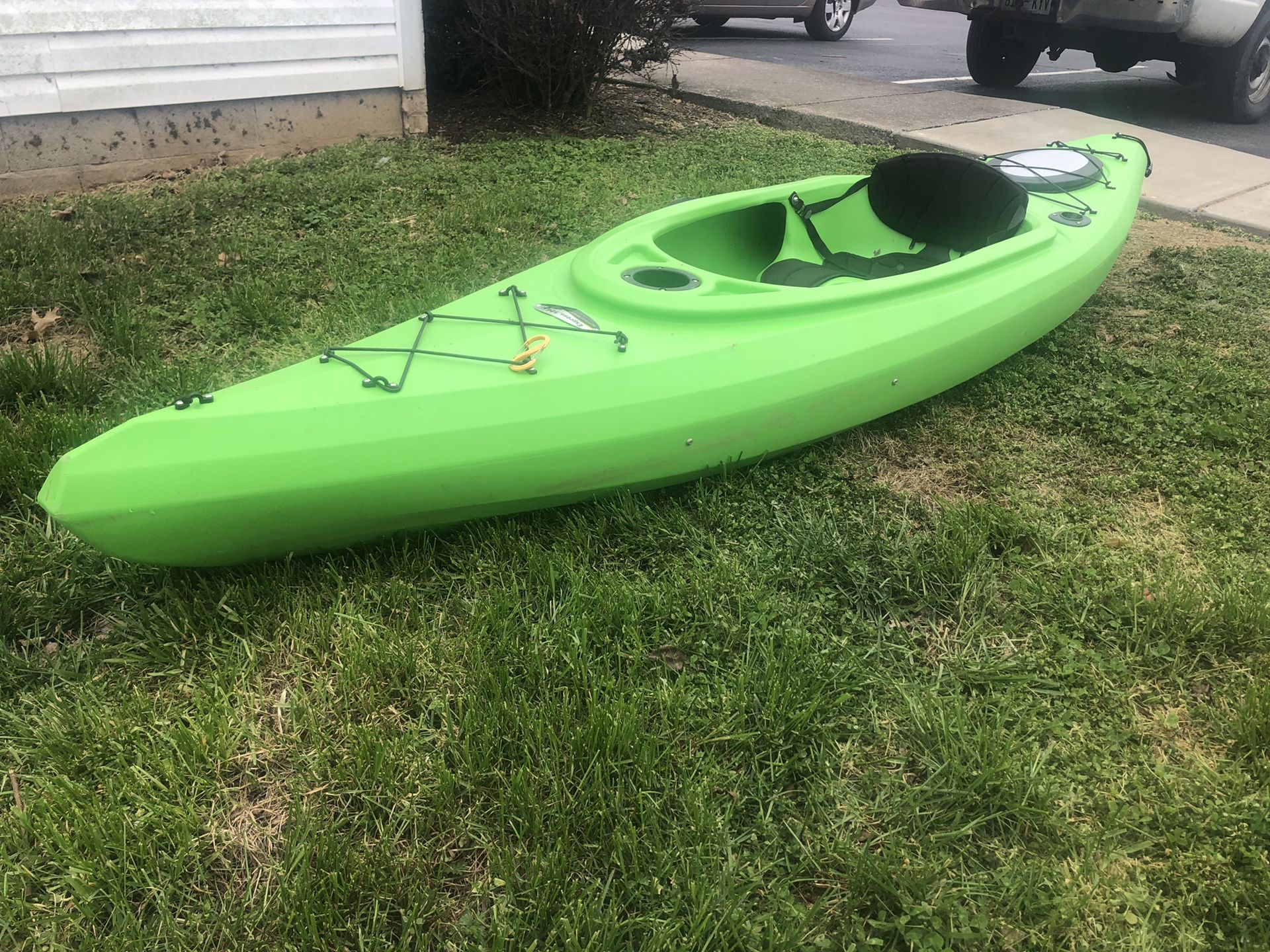 Future Beach Express 124 Fishing Kayak