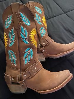 Women Rodeo Boots 7.0