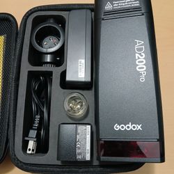 Flash Godox Ad200pro