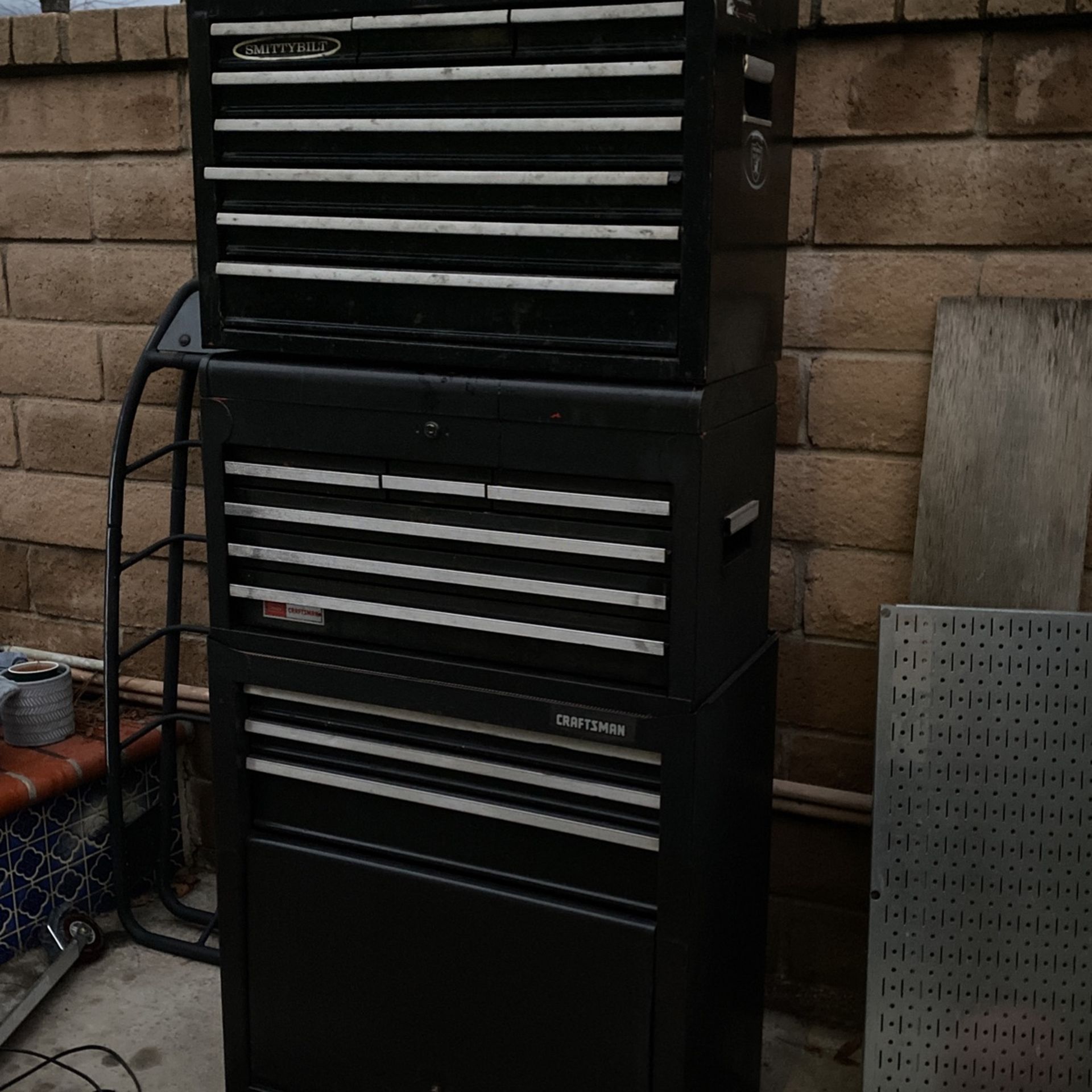 Craftsman Rolling Tool Box Chest ( Toolbox) for Sale in Alta