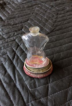 Perfume bottle
