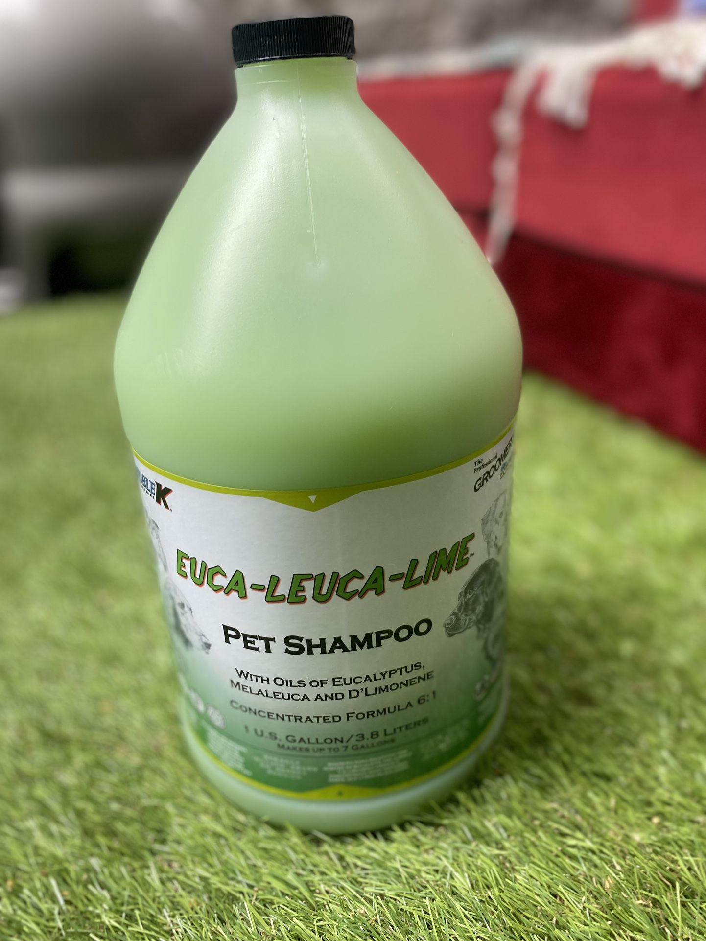 Groomers Alert: One Gallon Dog Shampoo- Various Konds