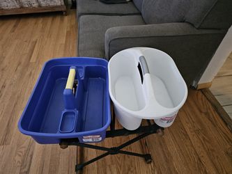 2 Sterlite Cleaning Caddies