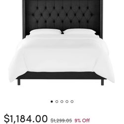 BRAND NEW IN THE BOX QUEEN SIZE BED 