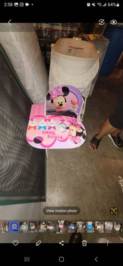 Minnie Mouse Kids Table and Chair Set