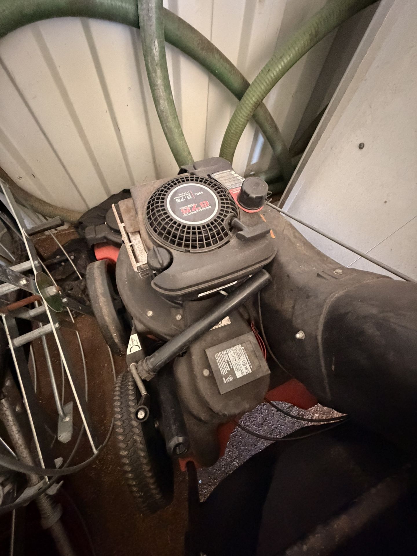 DR WALK-BEHIND LEAF & LAWN VACUUM