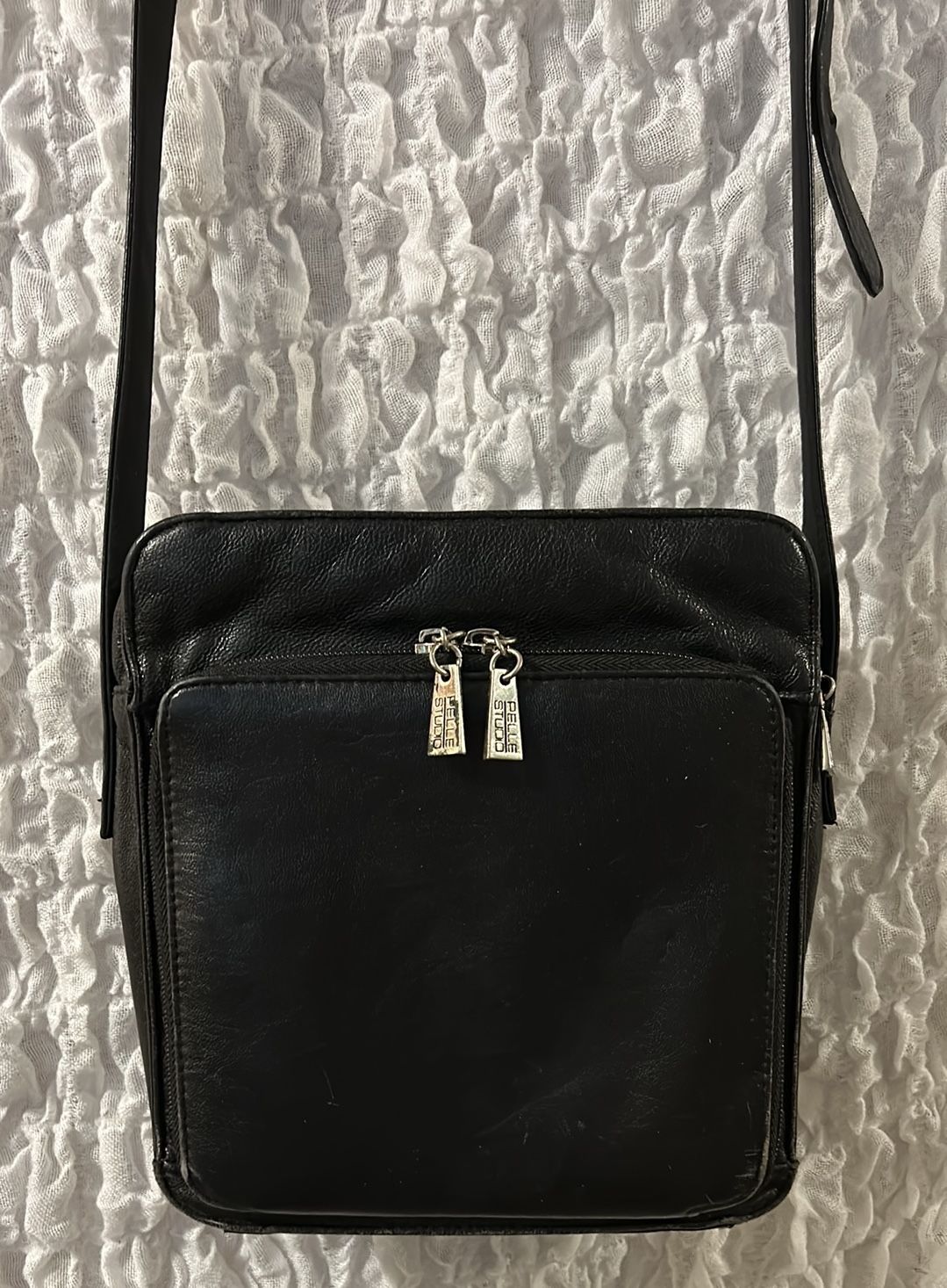 Wilsons Leather Pelle Studio: Black Leather & Fabric Crossbody Bag (Vintage 90s)