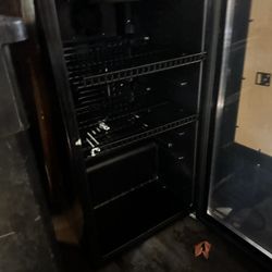 1 Small Refrigerator 