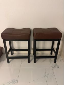 Bar stools set