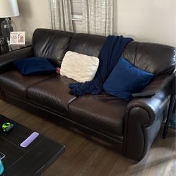 Couches/ Sectional
