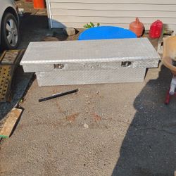 Diamond Plated Truck Box