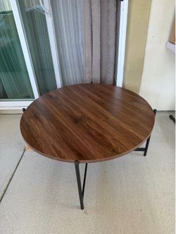 35” coffee table