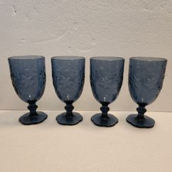 Set of 4 Princess House Fantasia Sapphire Crystal Goblets 