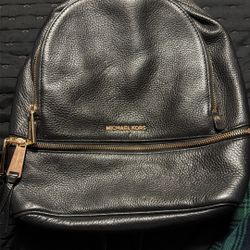 Michael Kors Backpack In Black Medium Size 