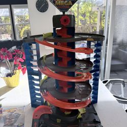 Hot wheels mega garage 