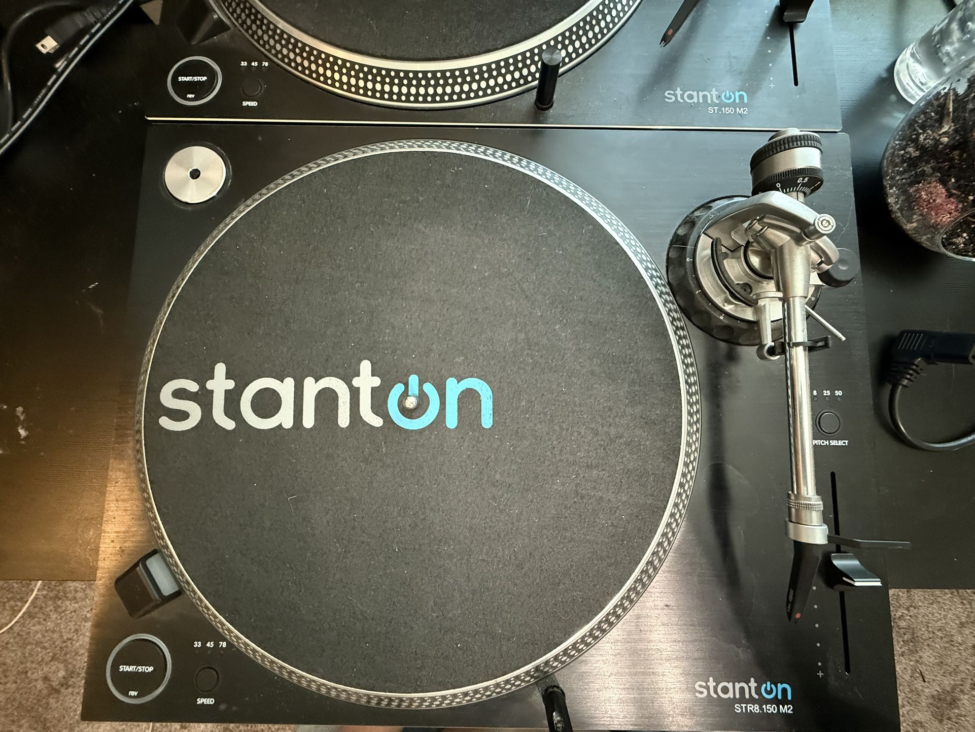 Stanton ST-150 Direct Drive Turntable 