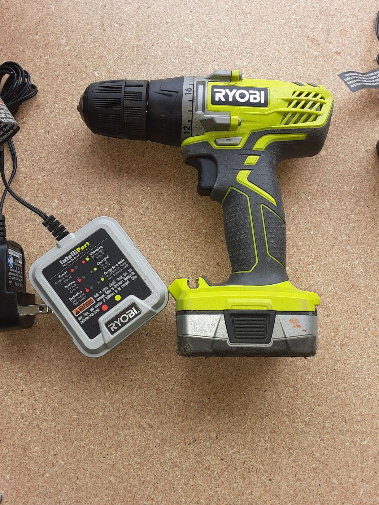 Ryobi 12v drill battery and charger for Sale in Hemet, CA OfferUp