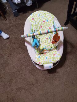 Cuna .caminadora corral mesedora para bebes 160$ TODO