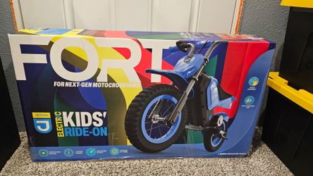Jetson Fort Kids' Electric Ride-On - Blue