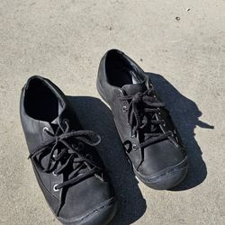 Keen Black Shoes Men Size 8 In Great Condition $60